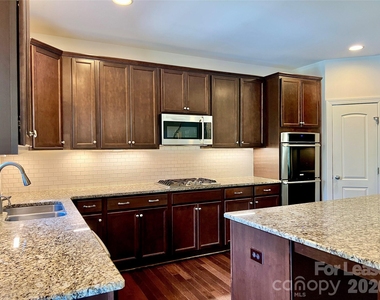 4809 Antioch Church Road - Photo Thumbnail 8