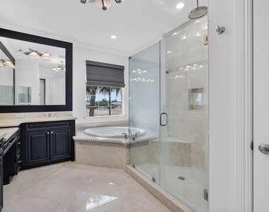195 Tresana Boulevard - Photo Thumbnail 42