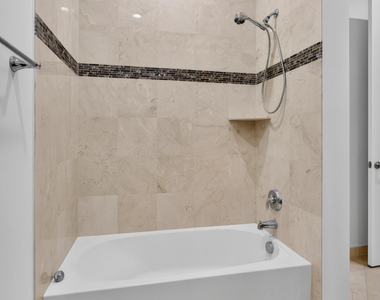 195 Tresana Boulevard - Photo Thumbnail 51