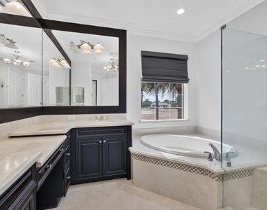 195 Tresana Boulevard - Photo Thumbnail 41