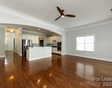 1937 Lela Avenue - Photo Thumbnail 5