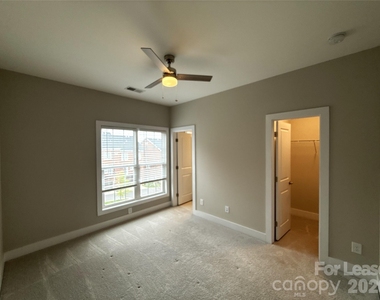 9218 Oban Passage Drive - Photo Thumbnail 10