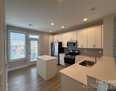 9218 Oban Passage Drive - Photo Thumbnail 2