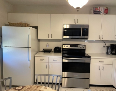 6650 Montego Bay Boulevard - Photo Thumbnail 16