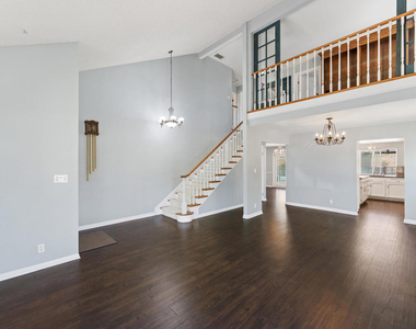 2292 Buffalo Avenue - Photo Thumbnail 4
