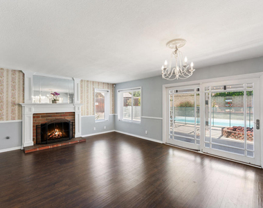 2292 Buffalo Avenue - Photo Thumbnail 7
