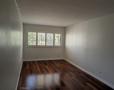 23417 Via Castanet - Photo Thumbnail 15