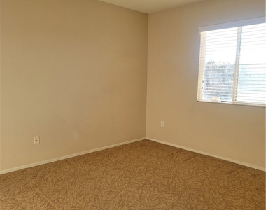 43650 Castle Circle - Photo Thumbnail 23