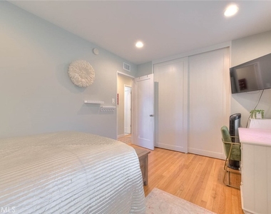 5209 Paseo Del Pavon - Photo Thumbnail 26