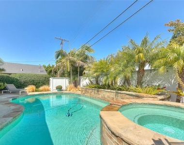 5209 Paseo Del Pavon - Photo Thumbnail 39