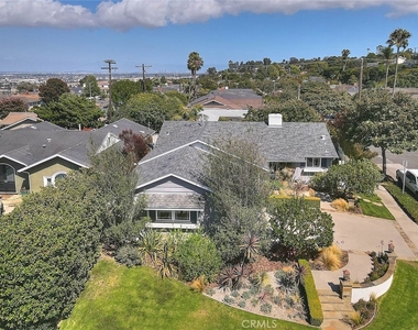 5209 Paseo Del Pavon - Photo Thumbnail 3