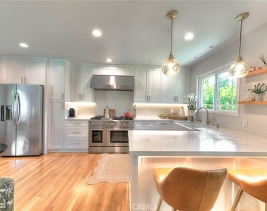 5209 Paseo Del Pavon - Photo Thumbnail 14