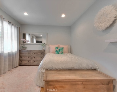 5209 Paseo Del Pavon - Photo Thumbnail 28