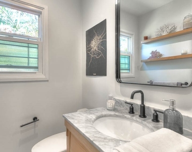 5209 Paseo Del Pavon - Photo Thumbnail 37