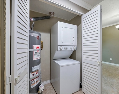343 E Chapman Avenue - Photo Thumbnail 20