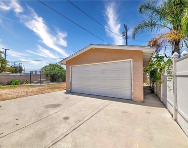 14621 Dalmatian Avenue - Photo Thumbnail 34