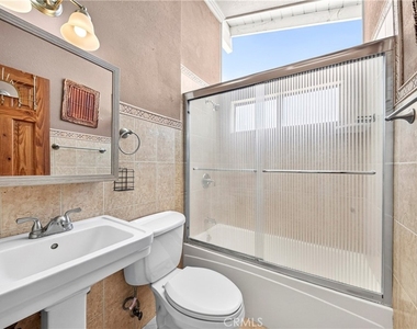 14621 Dalmatian Avenue - Photo Thumbnail 23