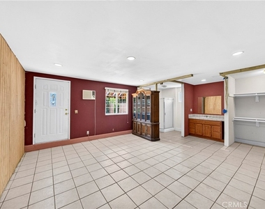 14621 Dalmatian Avenue - Photo Thumbnail 30