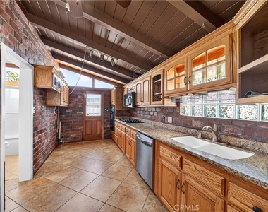 14621 Dalmatian Avenue - Photo Thumbnail 5