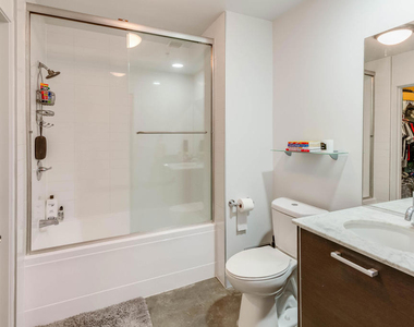 645 W 9th Street - Photo Thumbnail 11