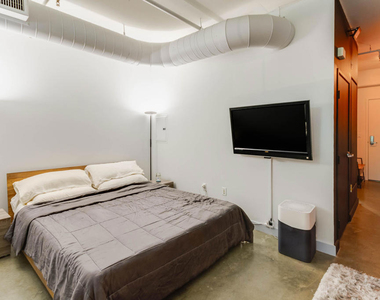 645 W 9th Street - Photo Thumbnail 9