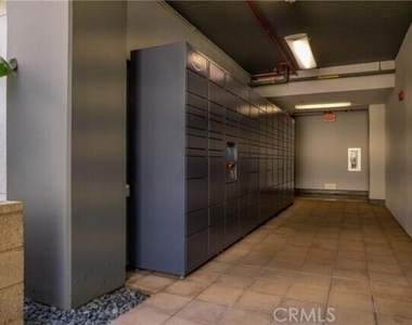 645 W 9th Street - Photo Thumbnail 21