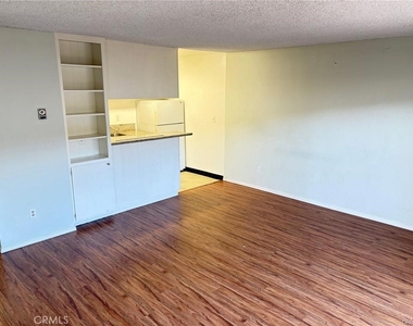 5585 E Pacific Coast Highway - Photo Thumbnail 13