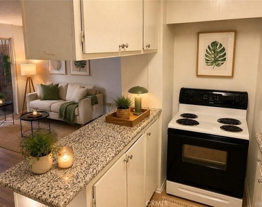 5585 E Pacific Coast Highway - Photo Thumbnail 4