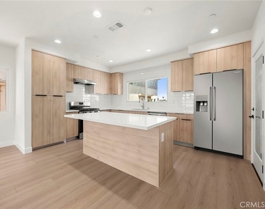 7692 9th Street - Photo Thumbnail 1