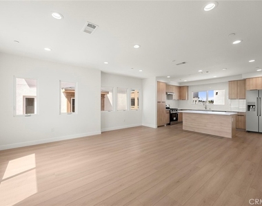 7692 9th Street - Photo Thumbnail 6