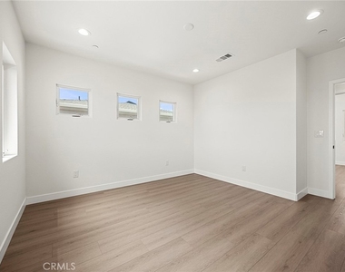 7692 9th Street - Photo Thumbnail 19