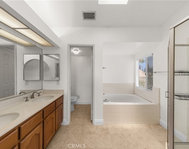17255 Orangewood Lane - Photo Thumbnail 22