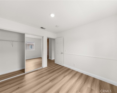 17255 Orangewood Lane - Photo Thumbnail 25