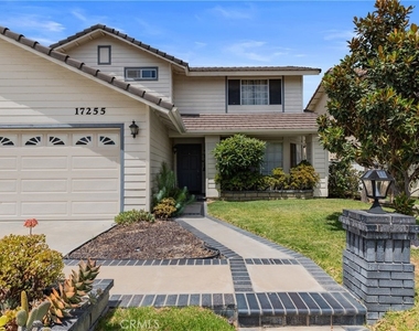 17255 Orangewood Lane - Photo Thumbnail 40