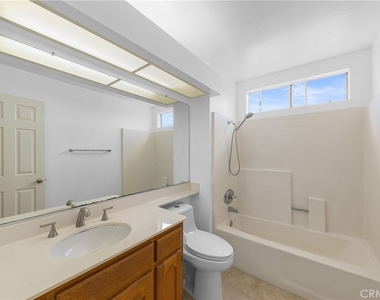 17255 Orangewood Lane - Photo Thumbnail 28