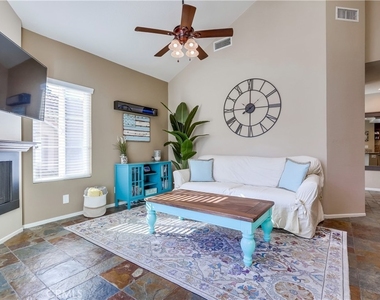 28882 Canyon Point - Photo Thumbnail 8