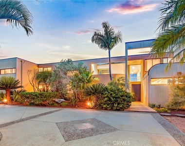 3028 Overhill Drive - Photo Thumbnail 1