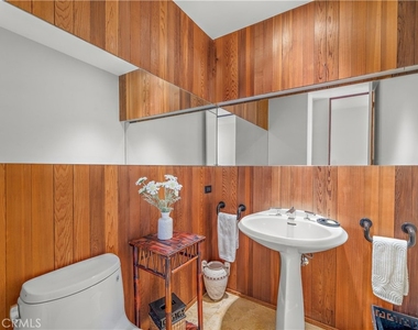 3028 Overhill Drive - Photo Thumbnail 30
