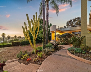 3028 Overhill Drive - Photo Thumbnail 38