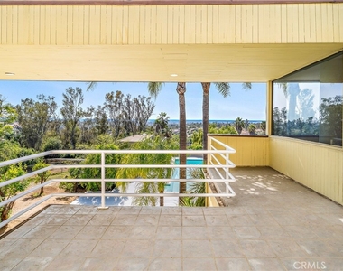 3028 Overhill Drive - Photo Thumbnail 25