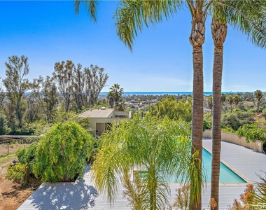3028 Overhill Drive - Photo Thumbnail 24
