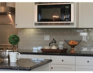 401 Derby Avenue - Photo Thumbnail 5