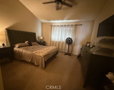 6773 Foxcroft Court - Photo Thumbnail 12
