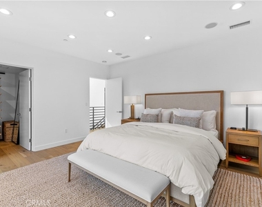 6561 Pickwick Street - Photo Thumbnail 10