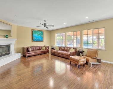 7400 Sonoma Creek Court - Photo Thumbnail 17