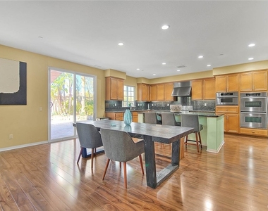 7400 Sonoma Creek Court - Photo Thumbnail 22