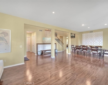 7400 Sonoma Creek Court - Photo Thumbnail 9