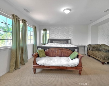 7400 Sonoma Creek Court - Photo Thumbnail 31