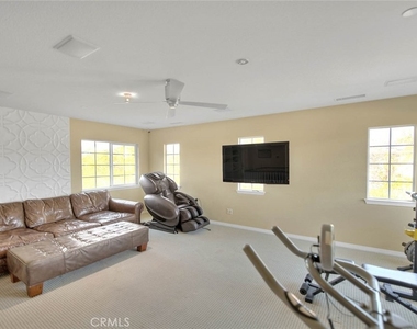 7400 Sonoma Creek Court - Photo Thumbnail 28
