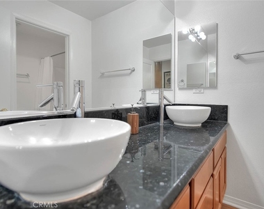 7400 Sonoma Creek Court - Photo Thumbnail 45